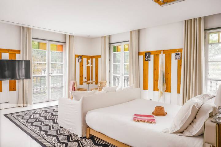 Room 20 of 63