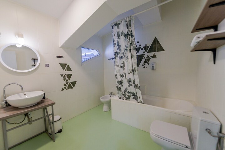 Room 40 of 60