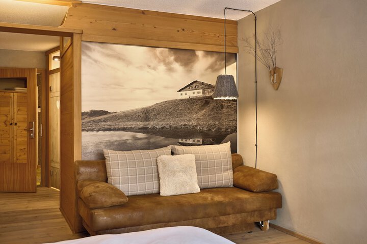 Room 15 of 86