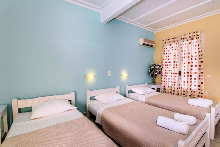 Room 8 of 23