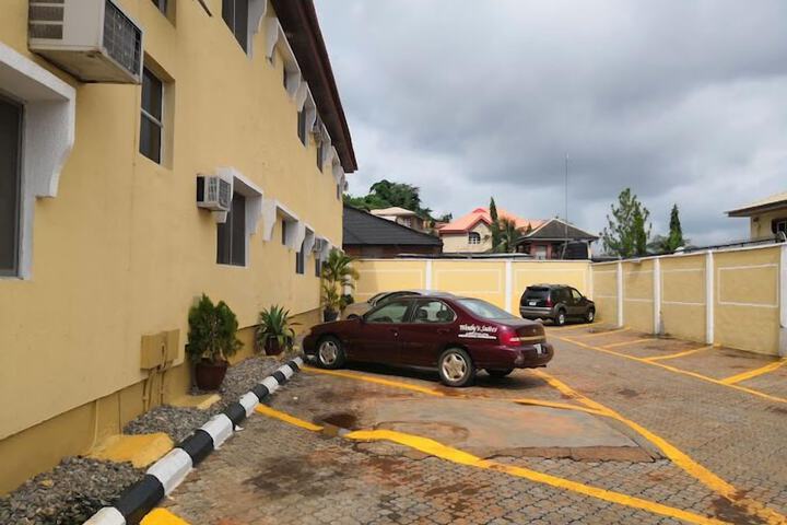 Hotel 46 of 47