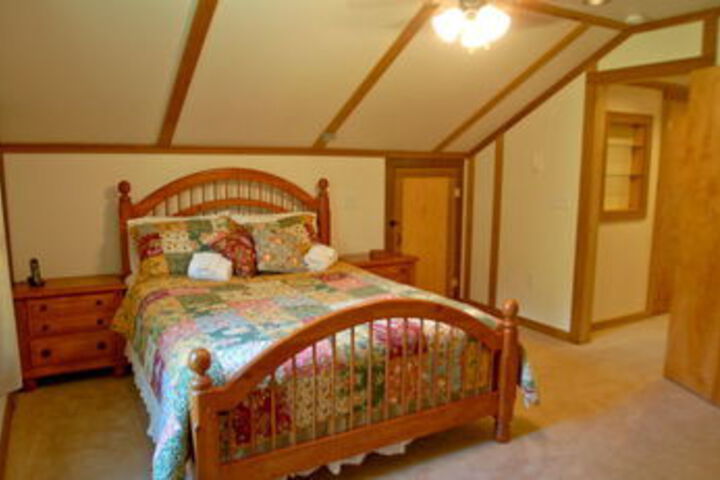 Room 270 of 697