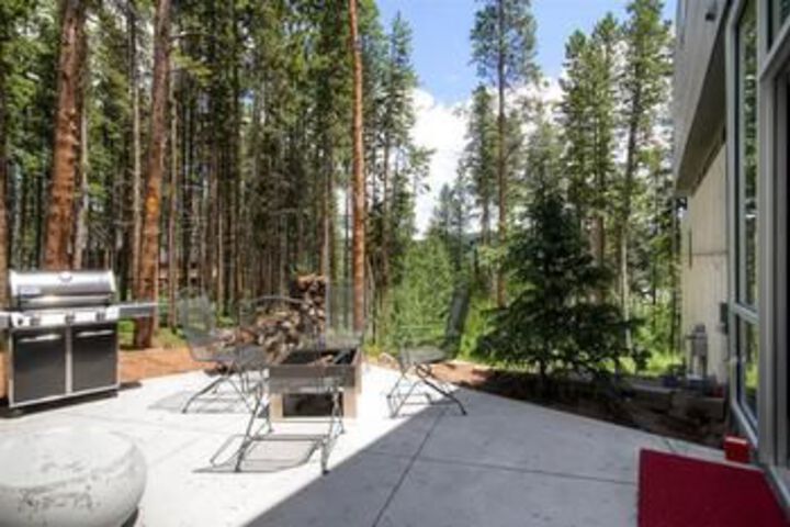 Terrace/Patio 34 of 36