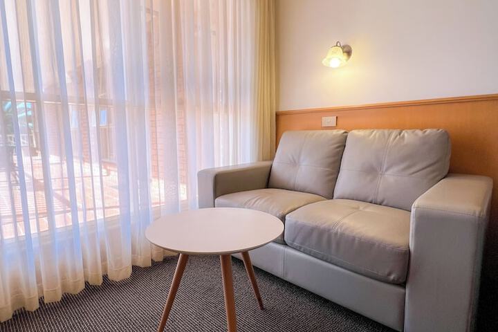 Room 38 of 59