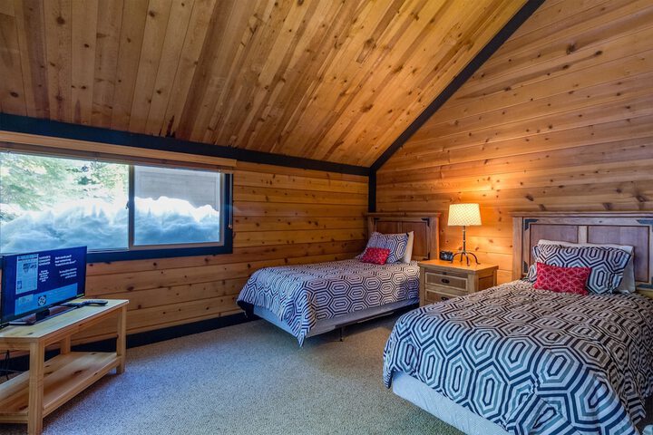 Room 2 of 14
