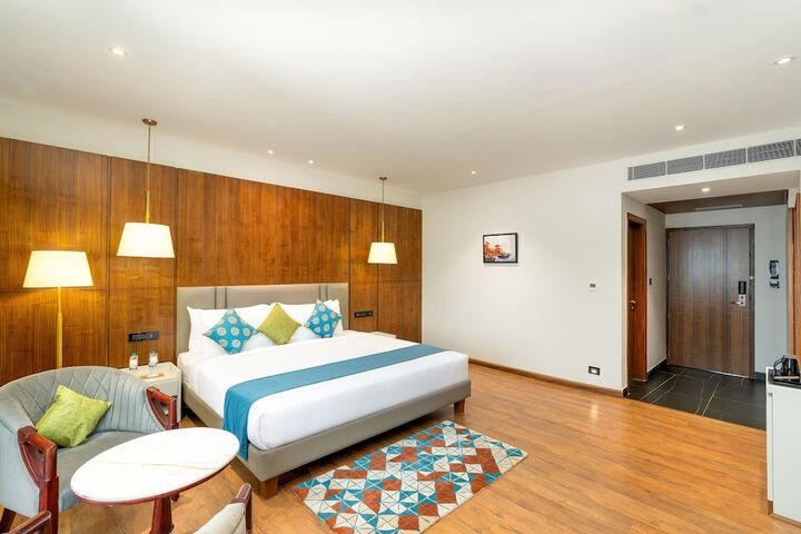 Room 8 of 53