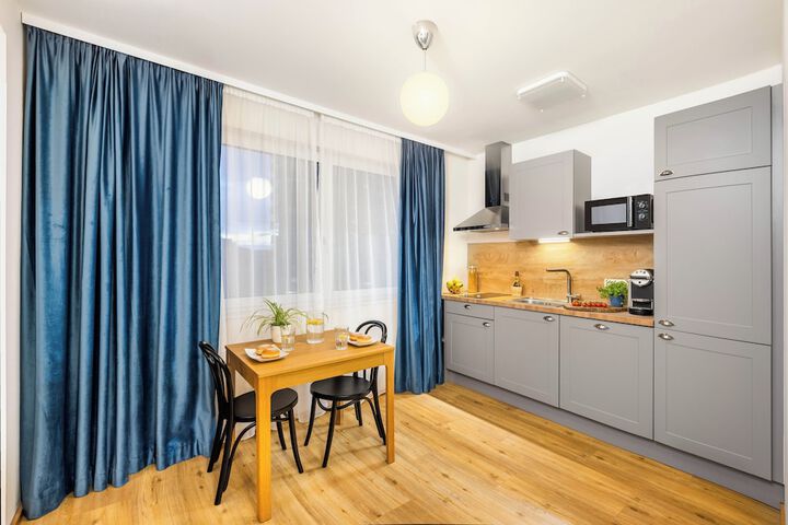 Room 2 of 54