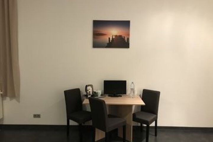 Room 38 of 69