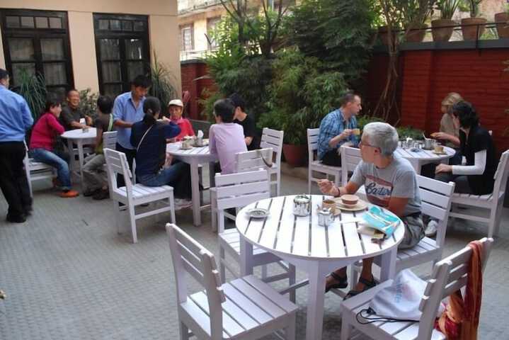 Dining 75 of 93