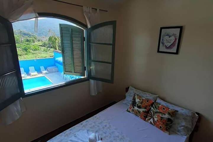 Room 2 of 23