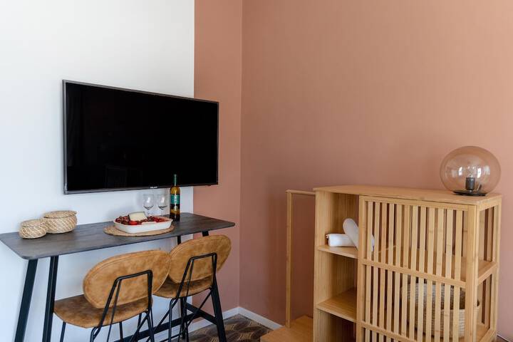 Room 12 of 361