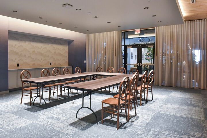 Meeting facility