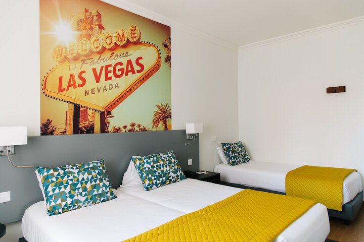 Room 36 of 89