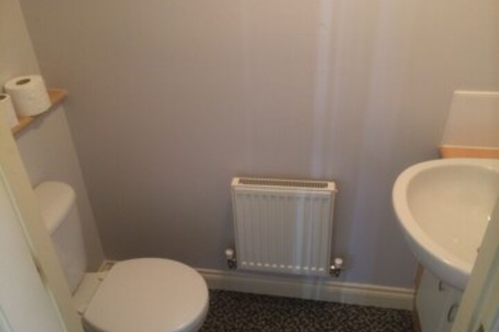 Room 5 of 32