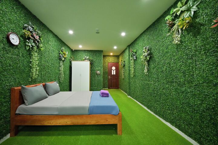 Room 35 of 56