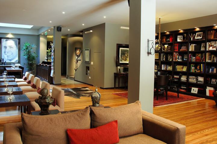 Lobby Photo
