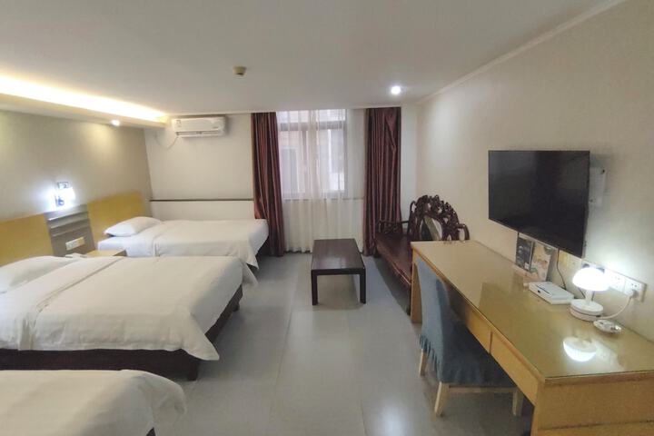Room 25 of 55