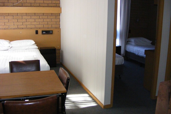 Room 3 of 22