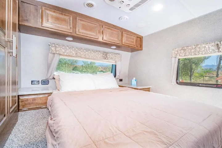 Room 2 of 13