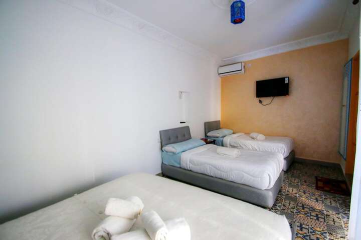 Room 12 of 51