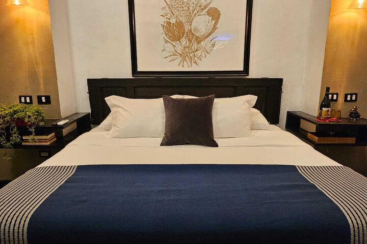 Room 6 of 75