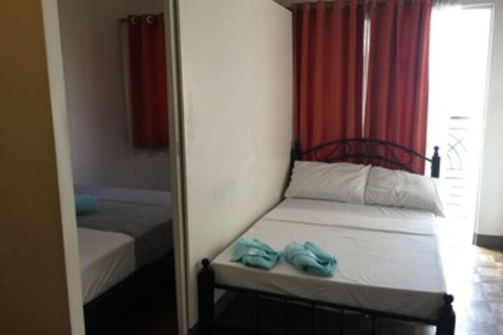 Room 88 of 103