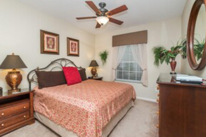 Room 25 of 27