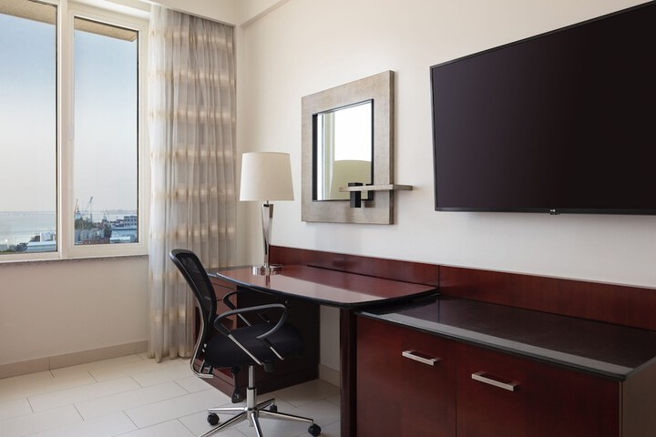 Room 21 of 86