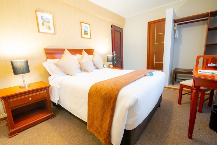 Room 3 of 41