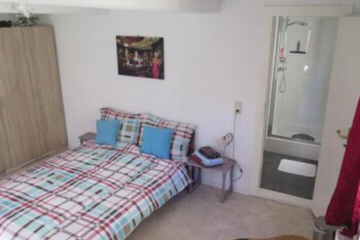 Room 18 of 47