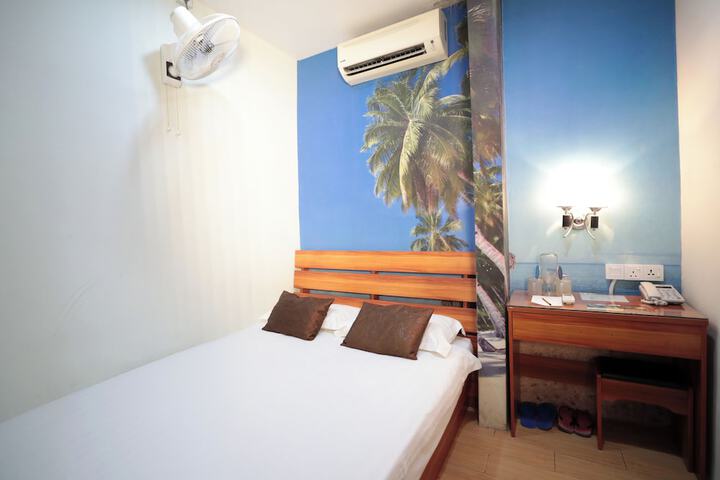 Room 15 of 47