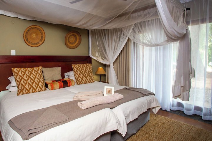 Room 10 of 37