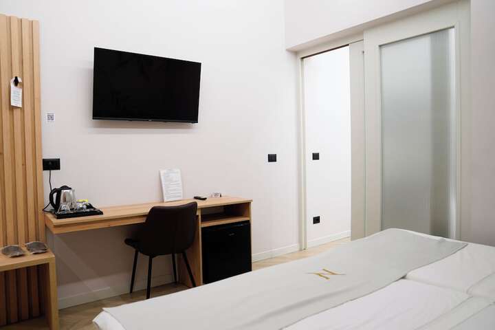 Room 181 of 249