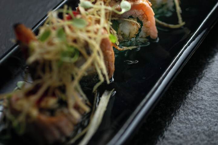 Dining 53 of 77