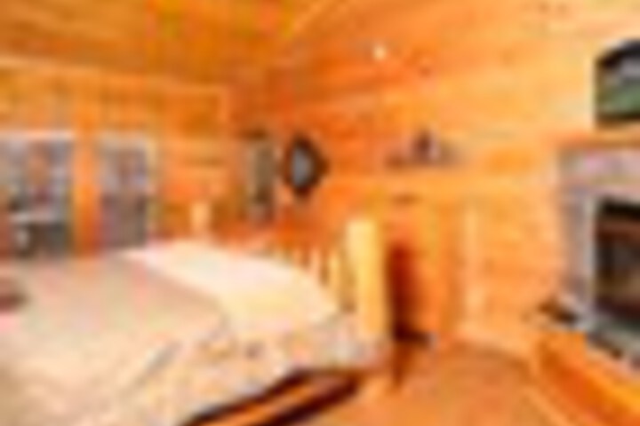 Room 44 of 129