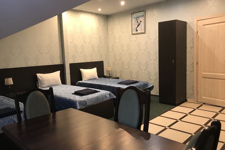 Room 5 of 47