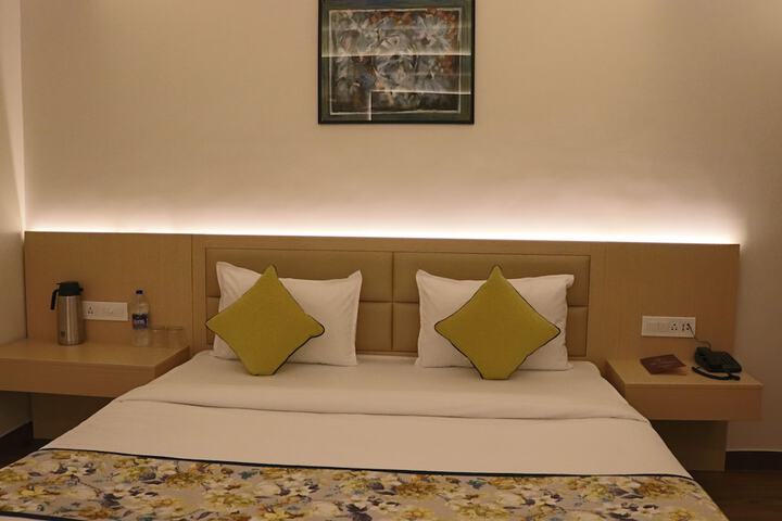 Room 18 of 54