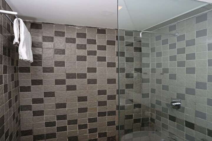 Room 22 of 22
