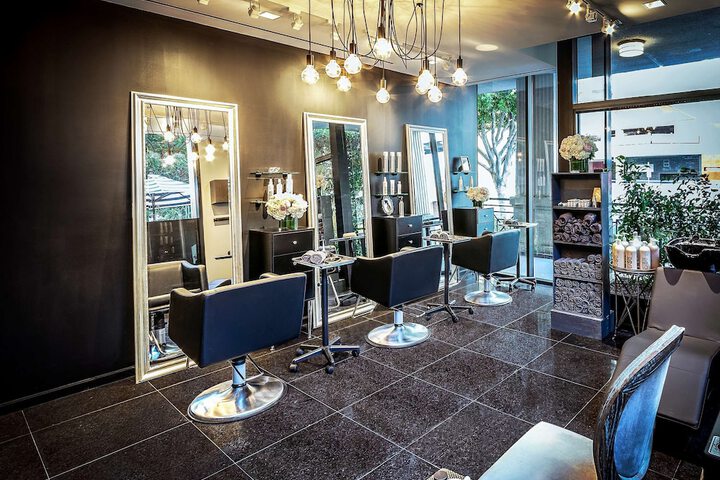 Hair salon