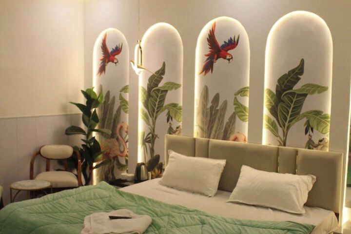 Room 10 of 67