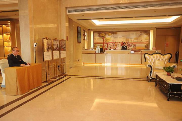 Vienna Hotel Qianshan Hekou ancient