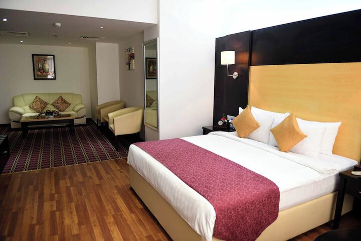 Room 30 of 56