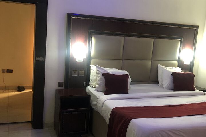 Room 7 of 29