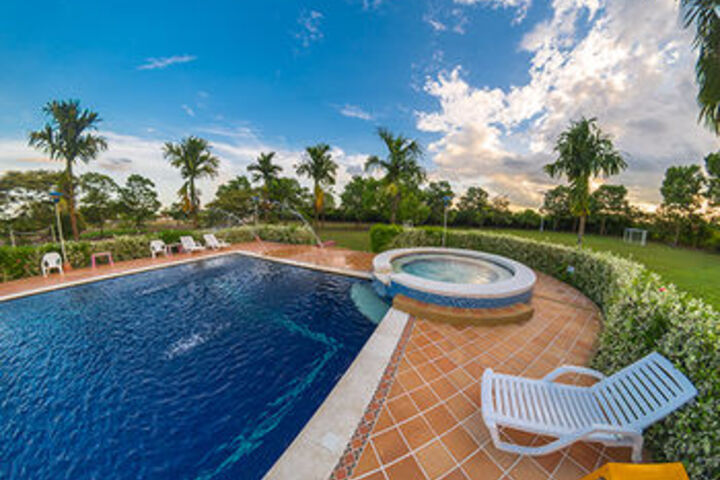 Pool 37 of 40
