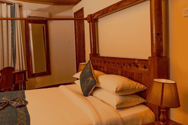 Room 19 of 114