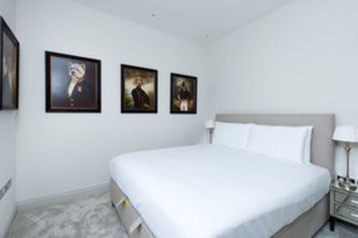 Room 9 of 23