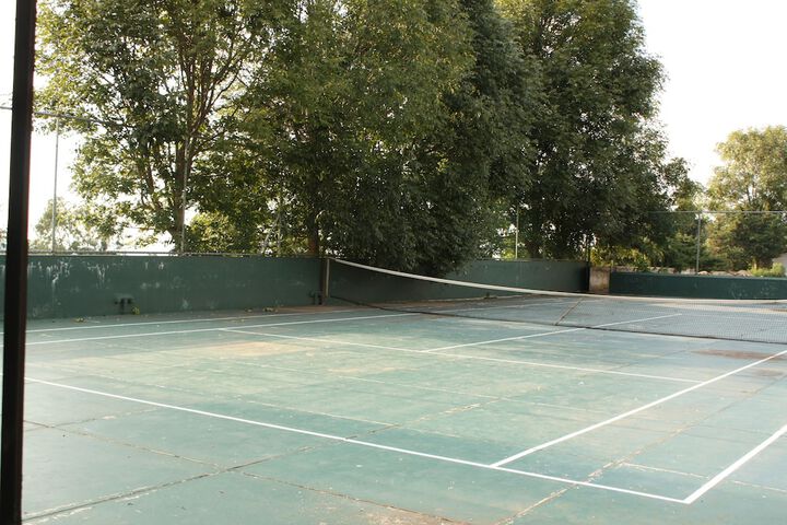 Tennis court