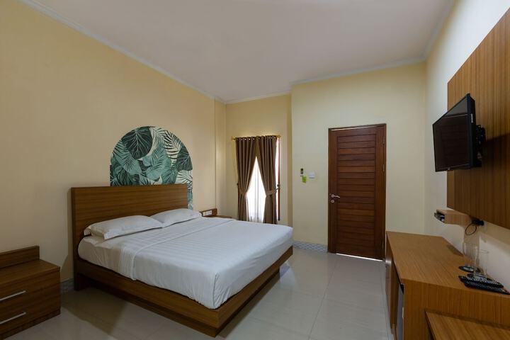 Room 4 of 14