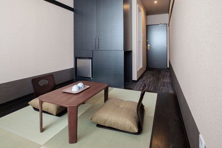 Room 25 of 55