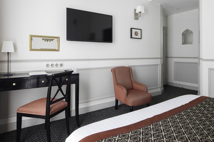 Room 20 of 74